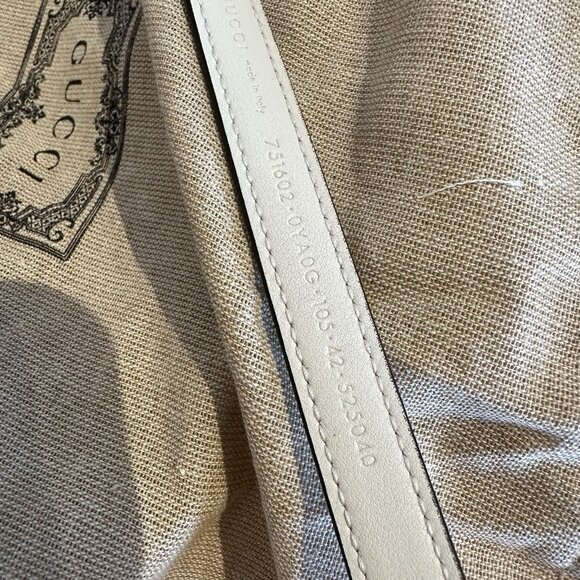 NEW GUCCI LOGO WHITE THIN BELT SIZE 105 Cm 42 In 100% Authentic - Picture 8 of 8
